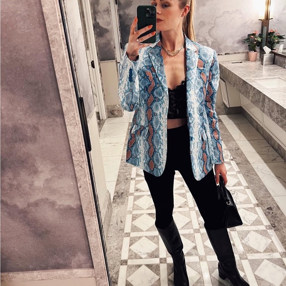 Men's Blue and Brown Patterned Blazer - Picture 6 of 6